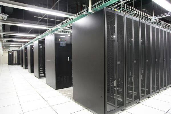 超大型数据中心正在改变精密空调市场